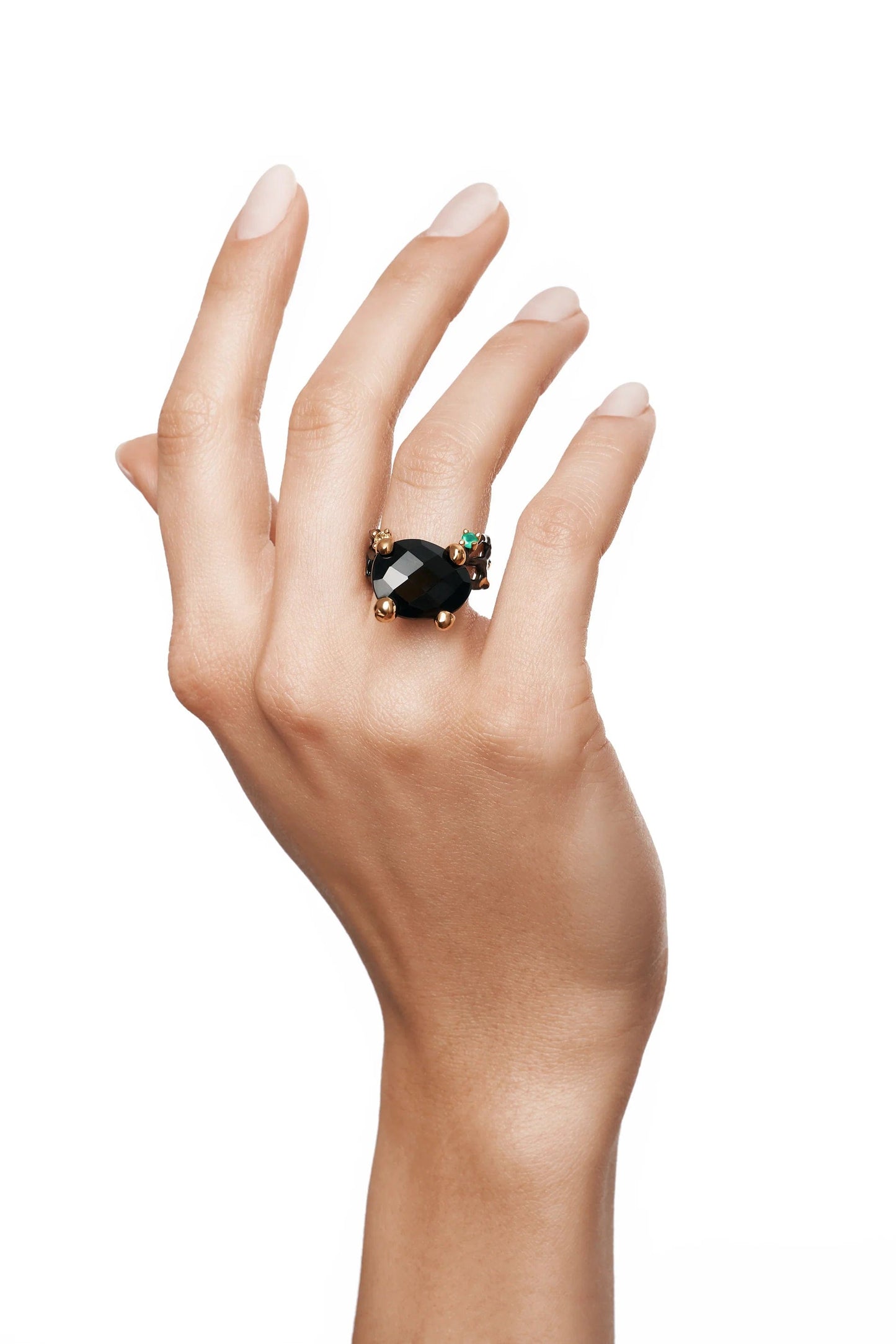 Liana Ring with Black Spinel & Emerald