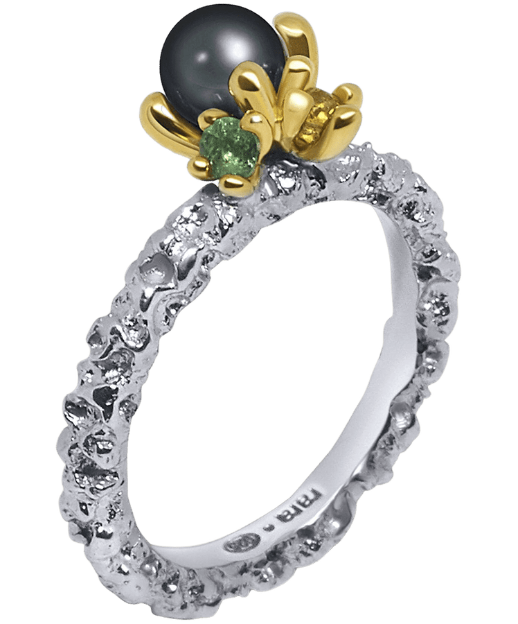 Sierra Ring with Black Pearl
